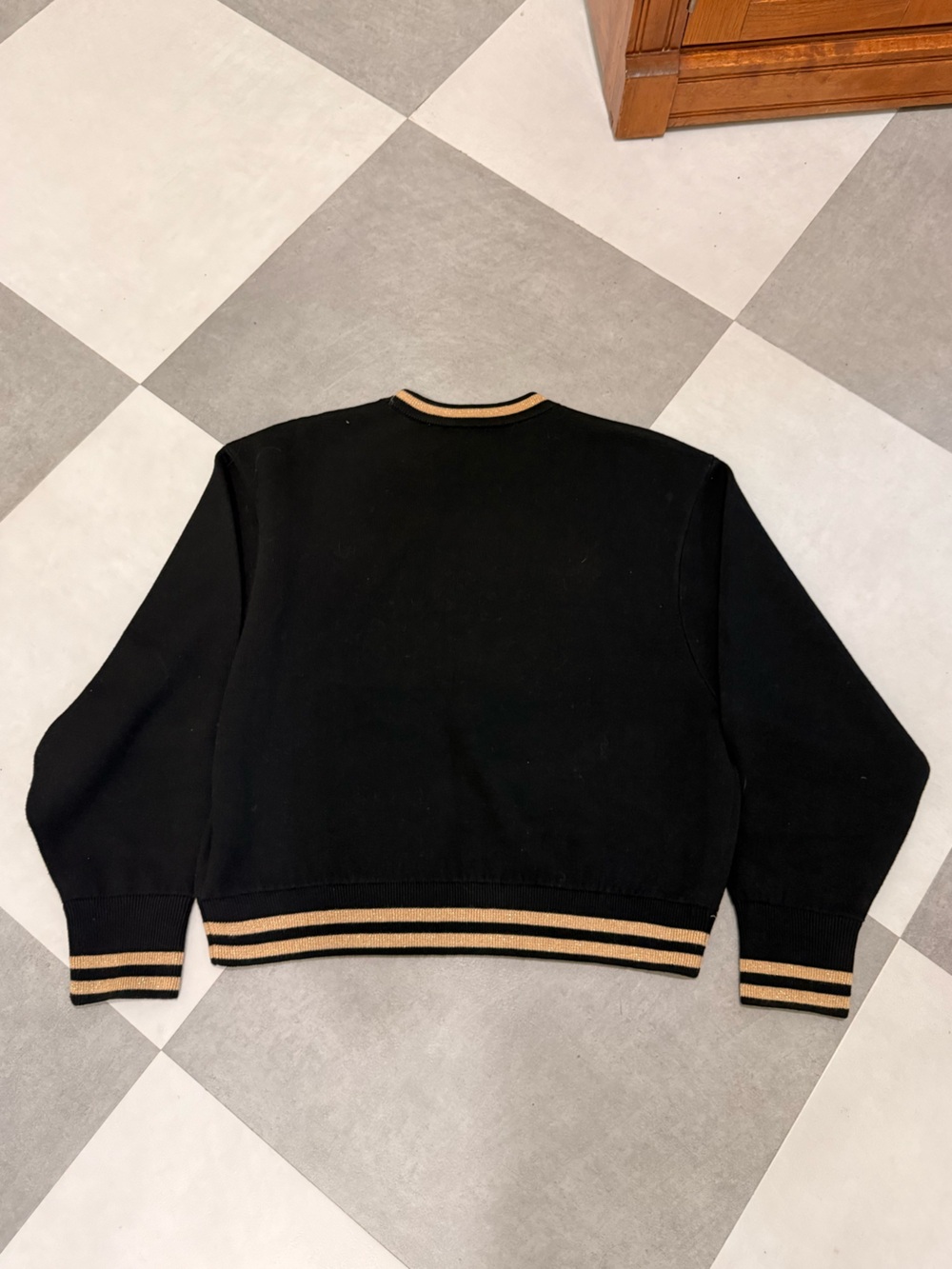 Crewneck sweater - Picture 8 of 8